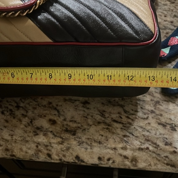 Gucci Calfskin Marmont Hard to find Quilted bag - Picture 17 of 17